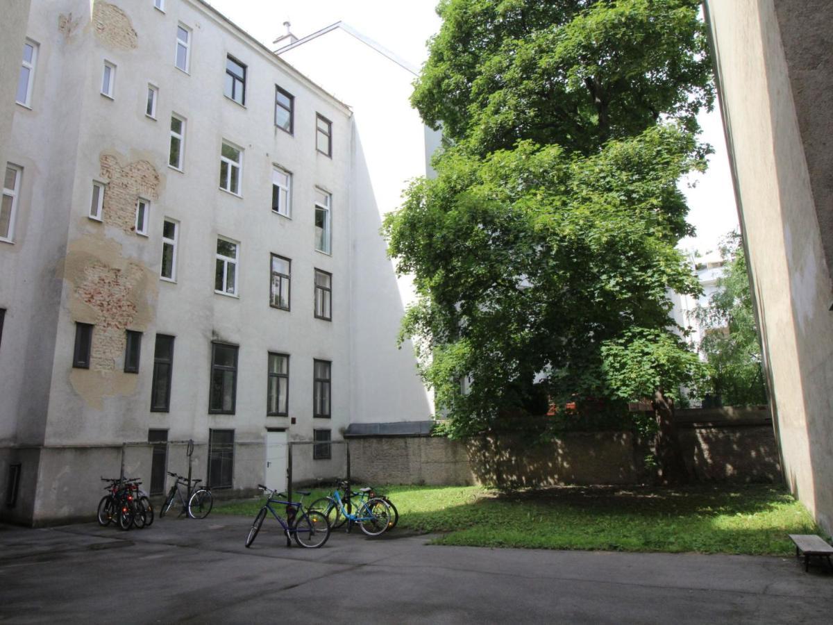 Studio Meidling By Interhome Wiedeń